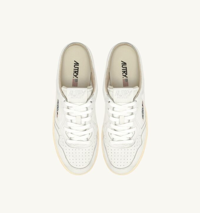 ZAPATILLAS MULE MEDALIST DE PIEL NAPA BLANCA ZAPATILLAS MULE MEDALIST DE PIEL NAPA BLANCA