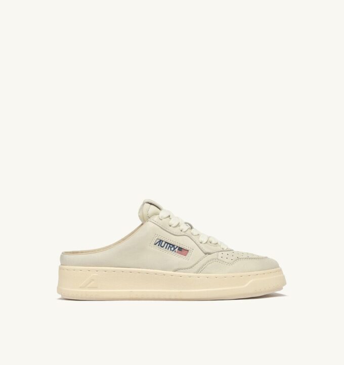 ZAPATILLAS MULE MEDALIST DE PIEL NAPA BLANCA INVERNAL