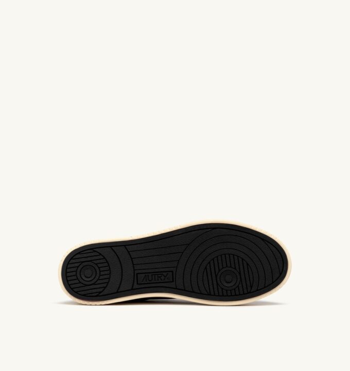 ZAPATILLAS MULE MEDALIST DE PIEL NAPA NEGRA ZAPATILLAS MULE MEDALIST DE PIEL NAPA NEGRA