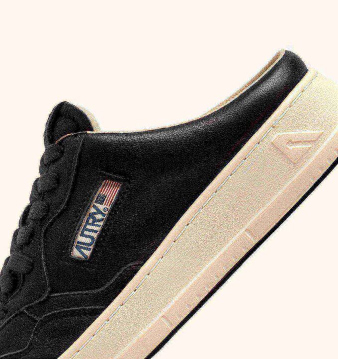 ZAPATILLAS MULE MEDALIST DE PIEL NAPA NEGRA ZAPATILLAS MULE MEDALIST DE PIEL NAPA NEGRA