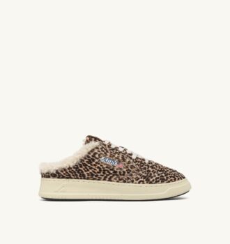 ZAPATILLAS MULE MEDALIST EN EFECTO DE PELO DE PONI LEOPARDO Y BORREGO