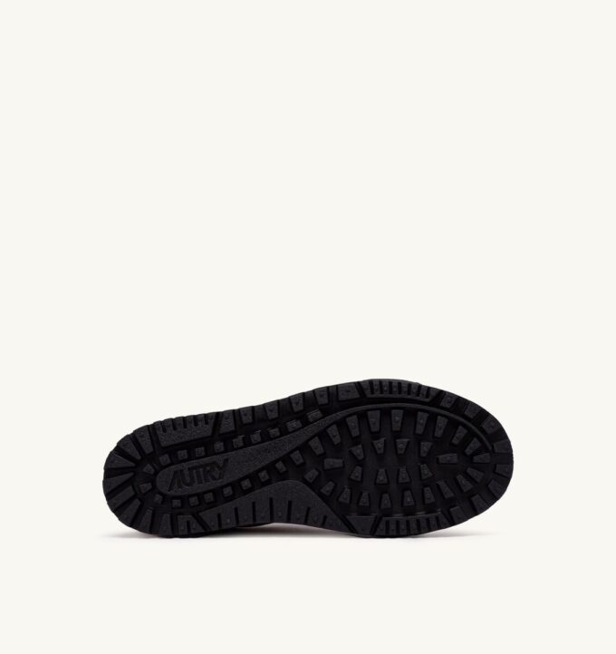 ZAPATILLAS WILDPACE LOW DE NYLON RIPSTOP Y CUERO COLOR AZÚCAR MARRÓN Y REFLEX ZAPATILLAS WILDPACE LOW DE NYLON RIPSTOP Y CUERO COLOR AZÚCAR MARRÓN Y REFLEX
