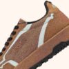 ZAPATILLAS WILDPACE LOW DE NYLON RIPSTOP Y CUERO COLOR AZÚCAR MARRÓN Y REFLEX ZAPATILLAS WILDPACE LOW DE NYLON RIPSTOP Y CUERO COLOR AZÚCAR MARRÓN Y REFLEX