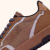 ZAPATILLAS WILDPACE LOW DE NYLON RIPSTOP Y CUERO COLOR AZÚCAR MARRÓN Y REFLEX ZAPATILLAS WILDPACE LOW DE NYLON RIPSTOP Y CUERO COLOR AZÚCAR MARRÓN Y REFLEX
