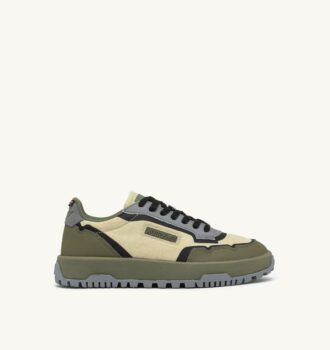 ZAPATILLAS WILDPACE LOW DE NYLON RIPSTOP Y CUERO COLOR CASTLE WALL Y TITANIO