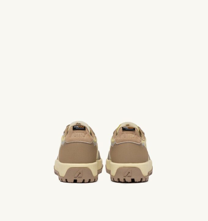 ZAPATILLAS WILDPACE LOW DE NYLON RIPSTOP Y CUERO COLOR HIERBA DE LIMÓN E INCIENSO ZAPATILLAS WILDPACE LOW DE NYLON RIPSTOP Y CUERO COLOR HIERBA DE LIMÓN E INCIENSO