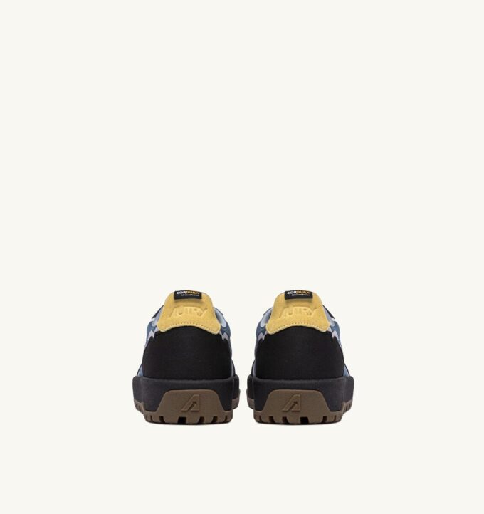 ZAPATILLAS WILDPACE LOW EN NYLON RIPSTOP Y CUERO COLOR AZUL OSCURO Y NEGRO ZAPATILLAS WILDPACE LOW EN NYLON RIPSTOP Y CUERO COLOR AZUL OSCURO Y NEGRO