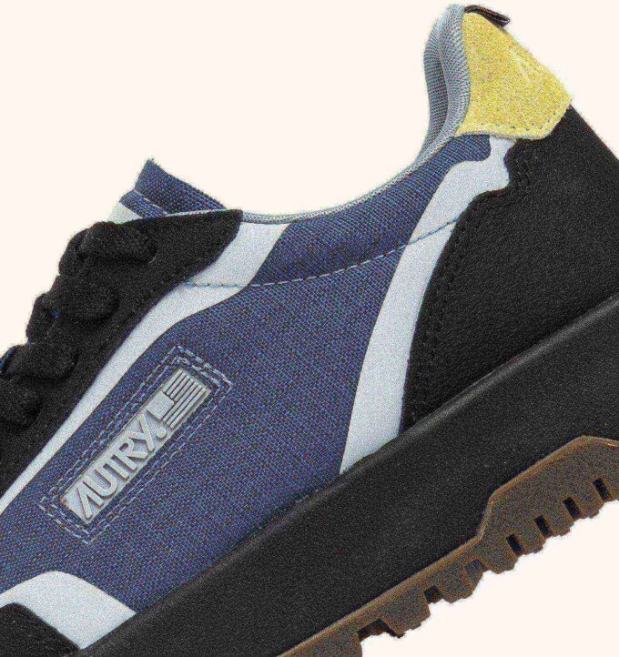 ZAPATILLAS WILDPACE LOW EN NYLON RIPSTOP Y CUERO COLOR AZUL OSCURO Y NEGRO ZAPATILLAS WILDPACE LOW EN NYLON RIPSTOP Y CUERO COLOR AZUL OSCURO Y NEGRO