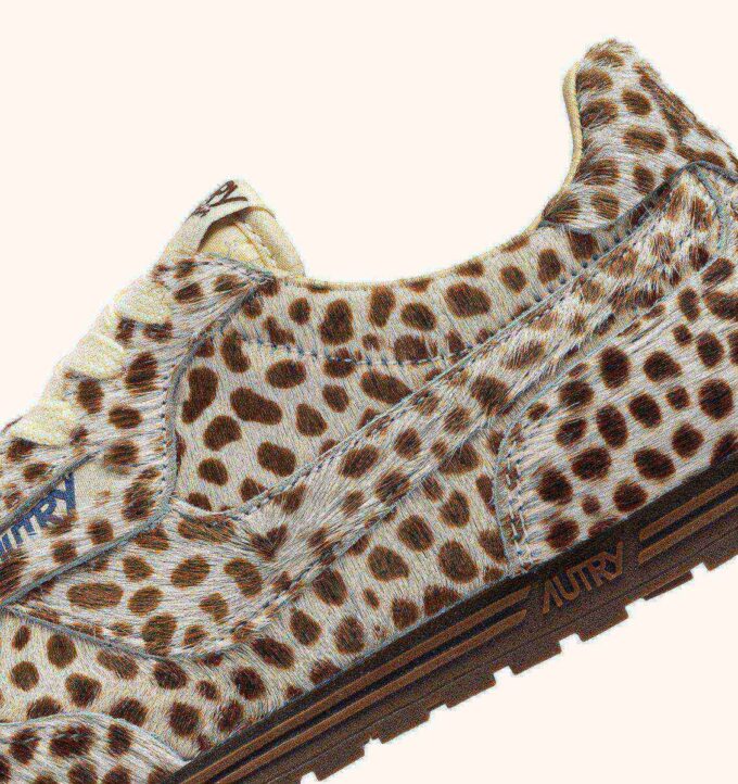 ZAPATILLAS WINDSPIN CON ESTAMPADO ANIMAL EFECTO PELO DE PONI ZAPATILLAS WINDSPIN CON ESTAMPADO ANIMAL EFECTO PELO DE PONI