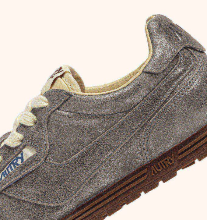 ZAPATILLAS WINDSPIN DE ANTE PLATEADO CON BRILLO ZAPATILLAS WINDSPIN DE ANTE PLATEADO CON BRILLO