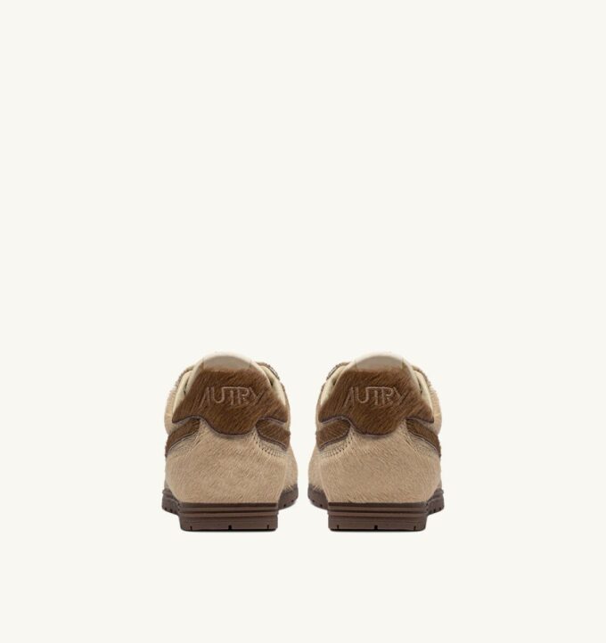 ZAPATILLAS WINDSPIN EFECTO PELO DE PONI BEIGE Y MARRÓN ZAPATILLAS WINDSPIN EFECTO PELO DE PONI BEIGE Y MARRÓN