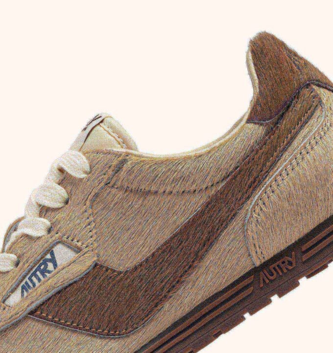 ZAPATILLAS WINDSPIN EFECTO PELO DE PONI BEIGE Y MARRÓN ZAPATILLAS WINDSPIN EFECTO PELO DE PONI BEIGE Y MARRÓN