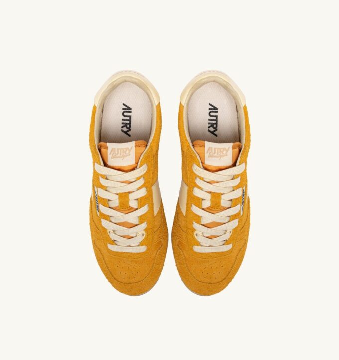 ZAPATILLAS WINDSPIN EN ANTE Y CUERO COLOR AMARILLO MINERAL Y COLINABO ZAPATILLAS WINDSPIN EN ANTE Y CUERO COLOR AMARILLO MINERAL Y COLINABO