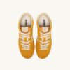 ZAPATILLAS WINDSPIN EN ANTE Y CUERO COLOR AMARILLO MINERAL Y COLINABO