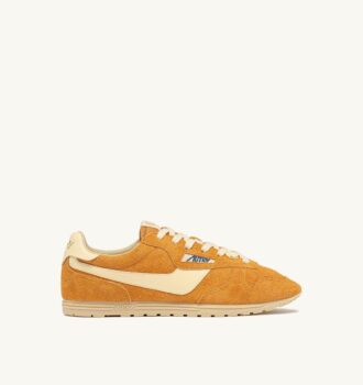 ZAPATILLAS WINDSPIN EN ANTE Y CUERO COLOR CADMIO Y COLINABO