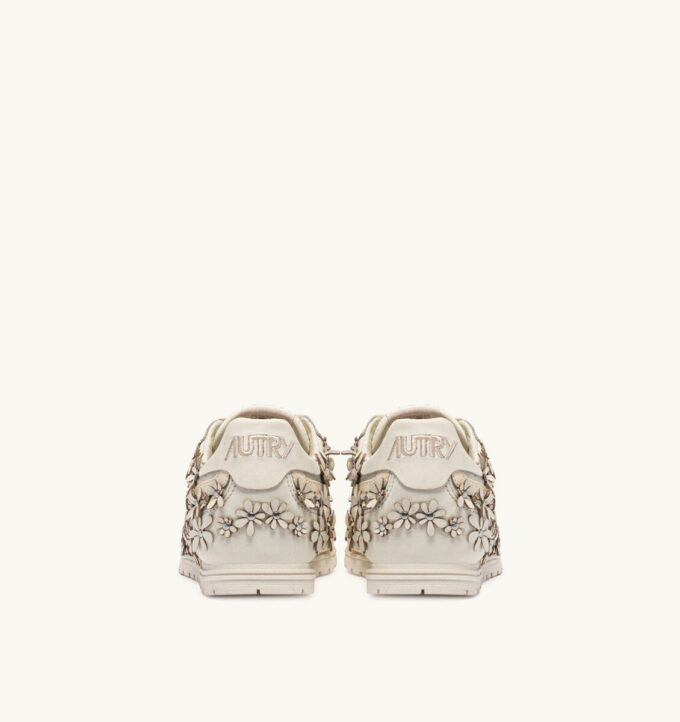 ZAPATILLAS WINDSPIN FLOWERS EN PIEL MARSHMALLOW ZAPATILLAS WINDSPIN FLOWERS EN PIEL MARSHMALLOW