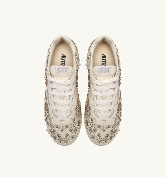ZAPATILLAS WINDSPIN FLOWERS EN PIEL MARSHMALLOW ZAPATILLAS WINDSPIN FLOWERS EN PIEL MARSHMALLOW
