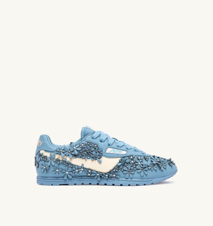 ZAPATILLAS WINDSPIN FLOWERS EN PIEL NO ME OLVIDES ZAPATILLAS WINDSPIN FLOWERS EN PIEL NO ME OLVIDES