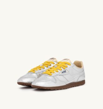 ZAPATILLAS WINDSPIN PLATEADAS CON ESPEJO ZAPATILLAS WINDSPIN PLATEADAS CON ESPEJO