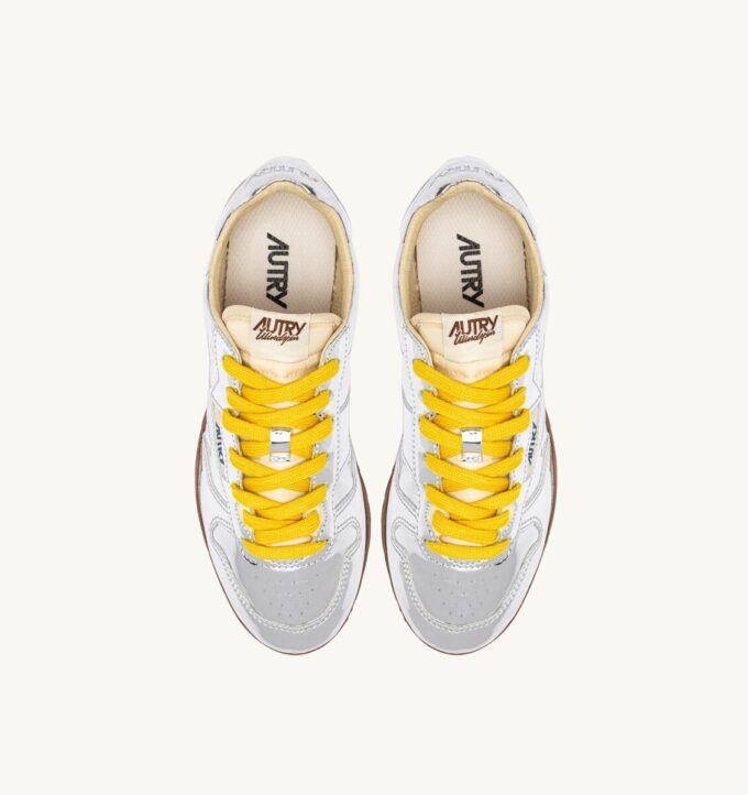 ZAPATILLAS WINDSPIN PLATEADAS CON ESPEJO ZAPATILLAS WINDSPIN PLATEADAS CON ESPEJO